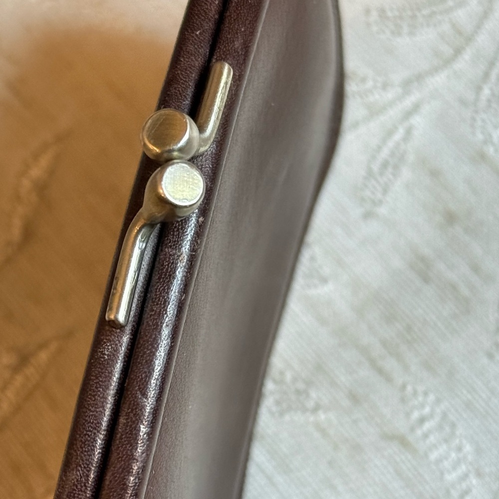Fossil 1954 Heritage Leather Kiss-Lock Coin Purse Wallet Brown 30th Ann. - Picture 4 of 12
